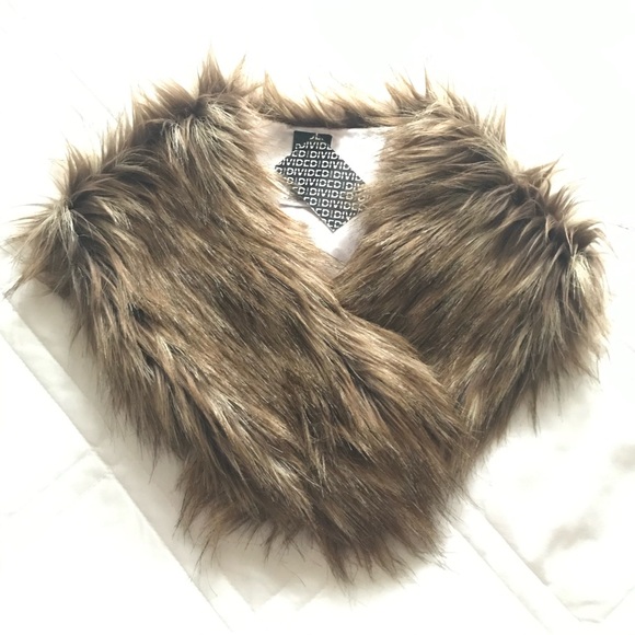 Faux fur collar - Picture 2 of 9